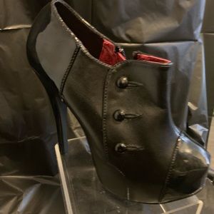 Never Worn Ankle Boot